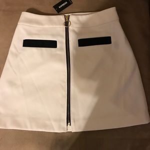 Express Short skirt size 4